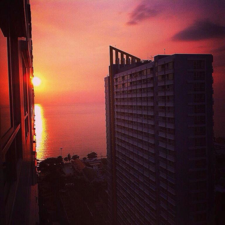 Lumpini Seaview Top Floor Praia de Jomtien Quarto foto