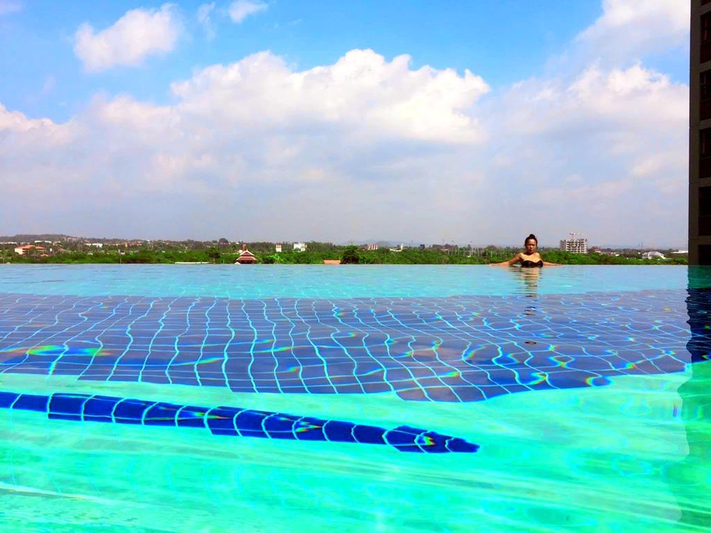 Lumpini Seaview Top Floor Praia de Jomtien Exterior foto