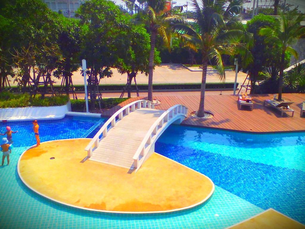 Lumpini Seaview Top Floor Praia de Jomtien Exterior foto